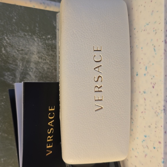 Versace White Empty Sunglasses Case With Booklet & Cleaning Cloth NWOT - Picture 2 of 8